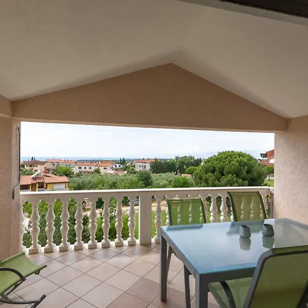Apartments Lidija Matosevic Porec Exterior photo
