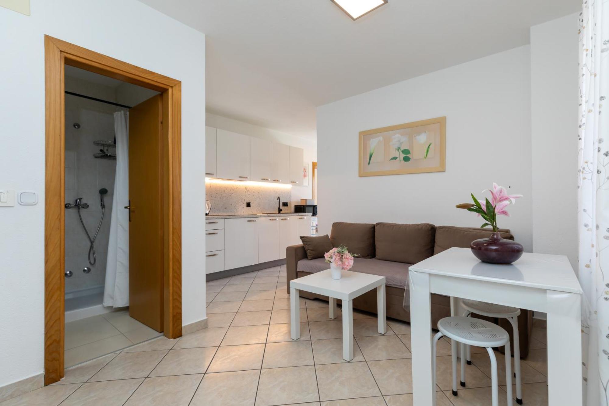 Apartment Apartments Lidija Matosevic