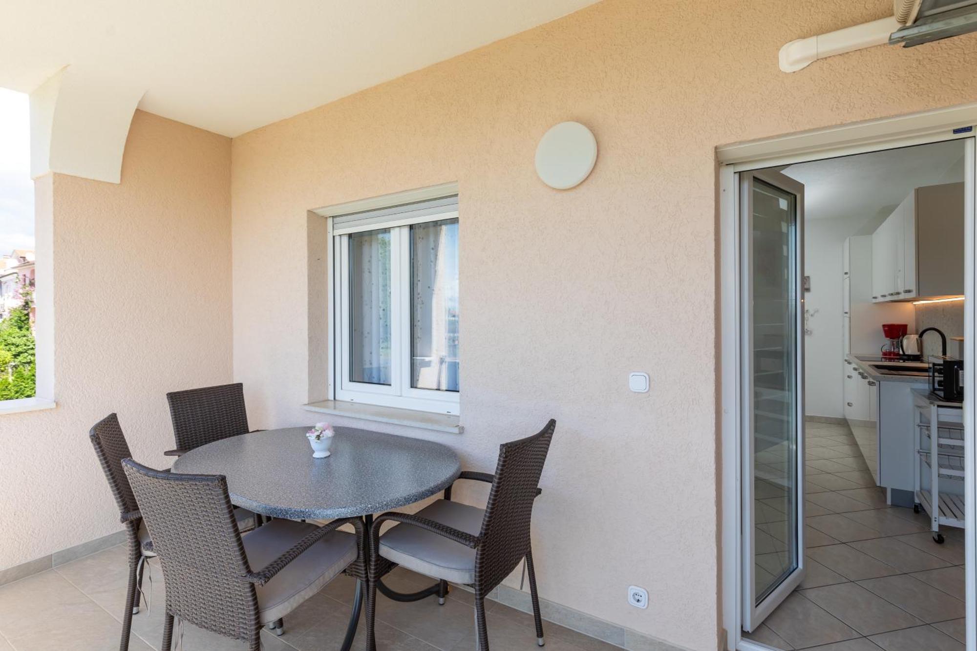 Apartment Apartments Lidija Matosevic *