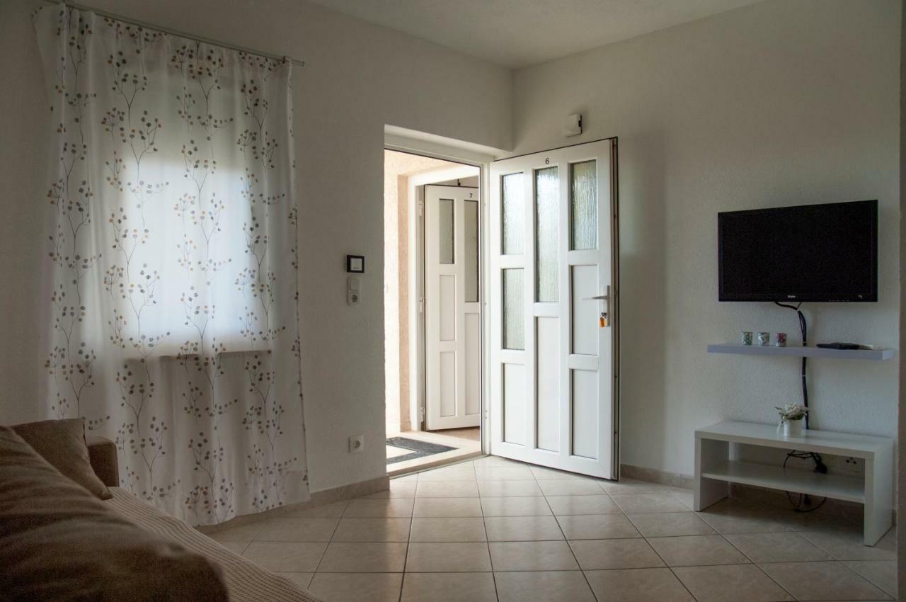 Apartment Apartments Lidija Matosevic *